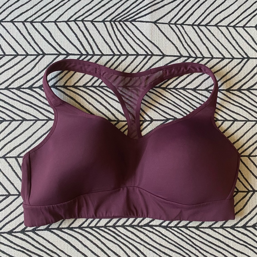 **SOLD** lululemon sports bra